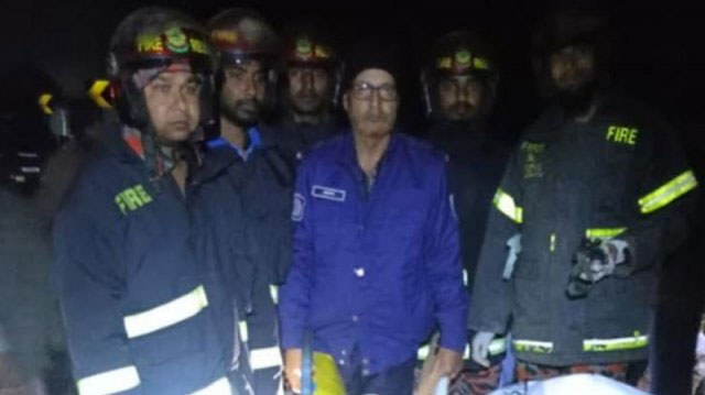 নওগাঁর মহাদেবপুরে ট্রাকচাপায় পাঁচজন নিহত হওয়ার দুর্ঘটনা