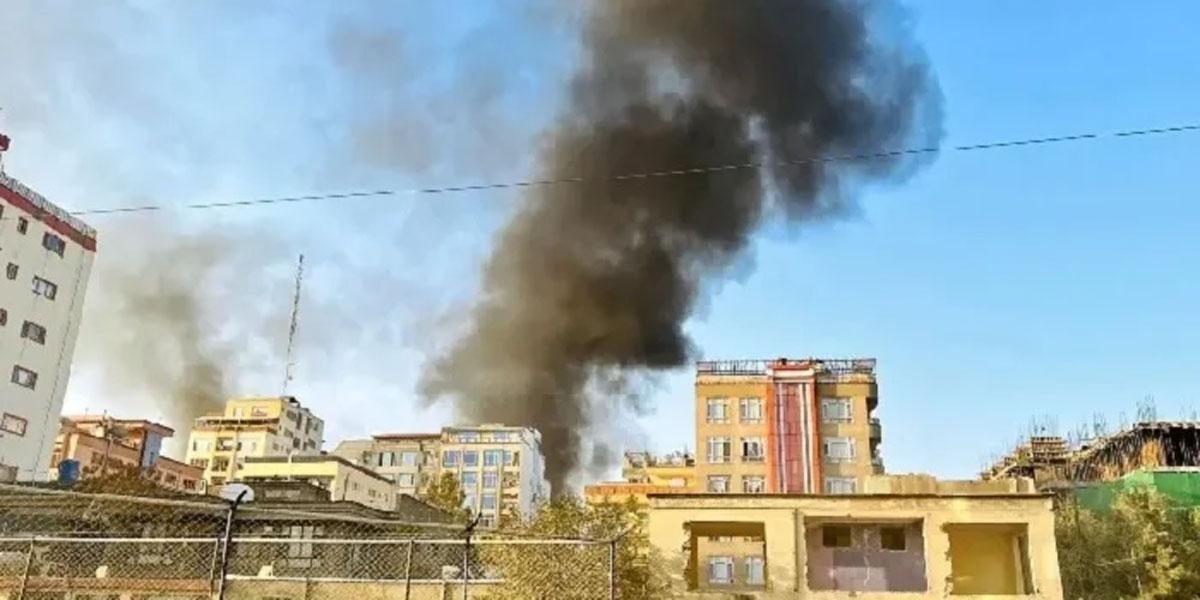 আফগানিস্তানের নাঙ্গাহারে বিমান হামলার পরের দৃশ্য